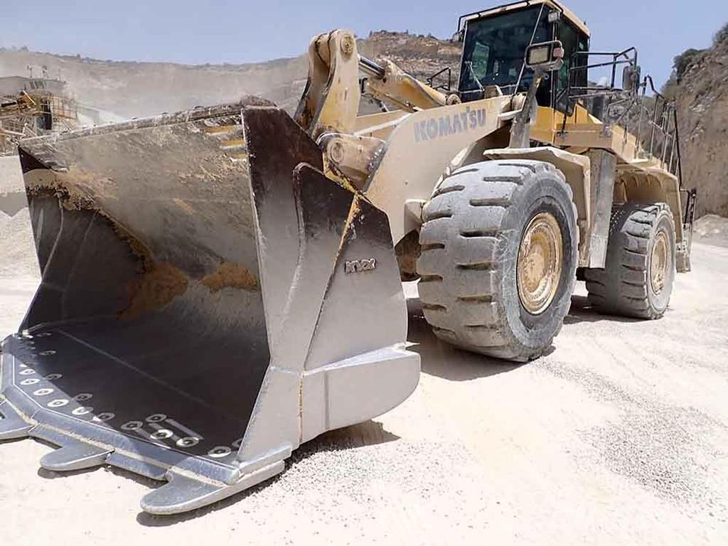 Komatsu WA600-8EO Incarcator pe pneuri