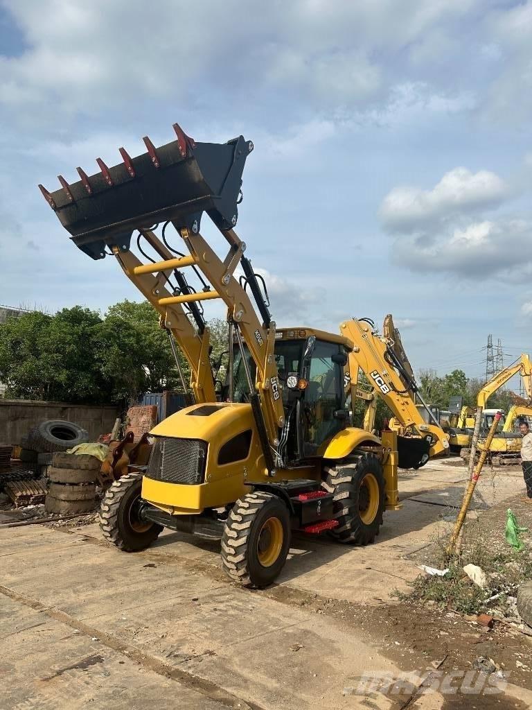 JCB 3 CX Buldoexcavatoare