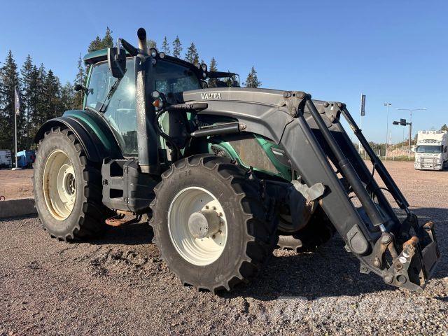 Valtra T234 Direct Tractoare