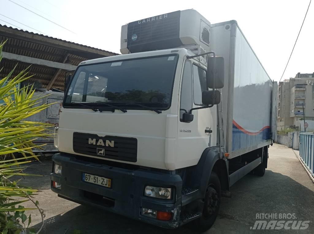 MAN LE 15.220 Camion cu control de temperatura
