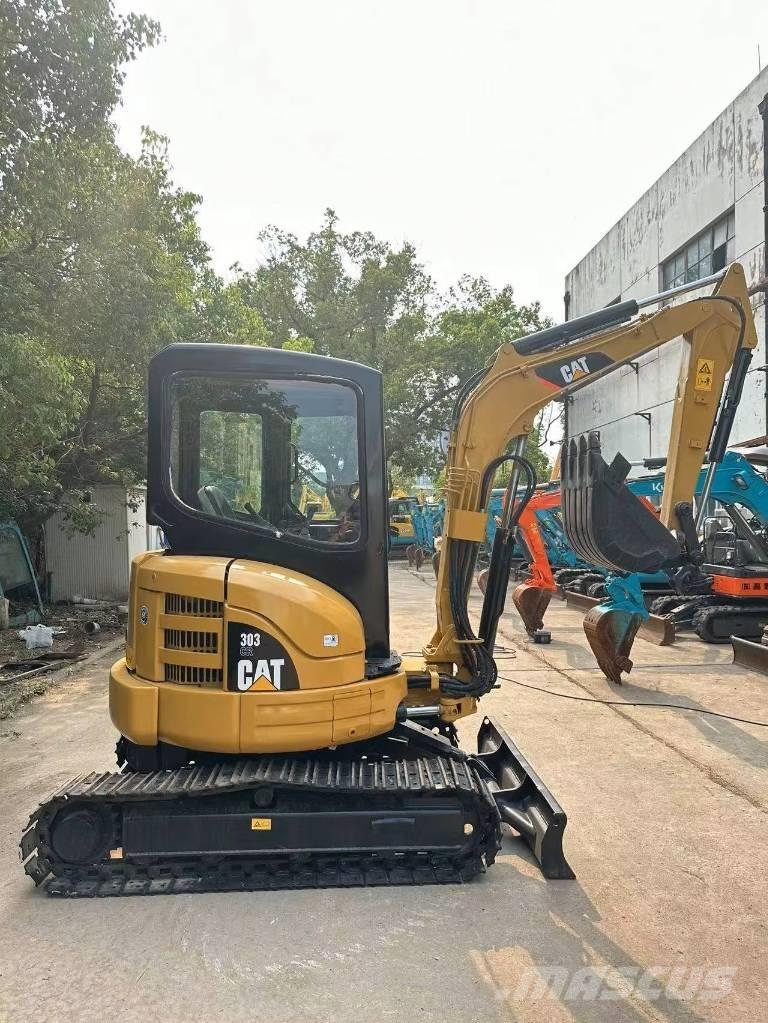CAT 303 CR Mini excavatoare < 7t