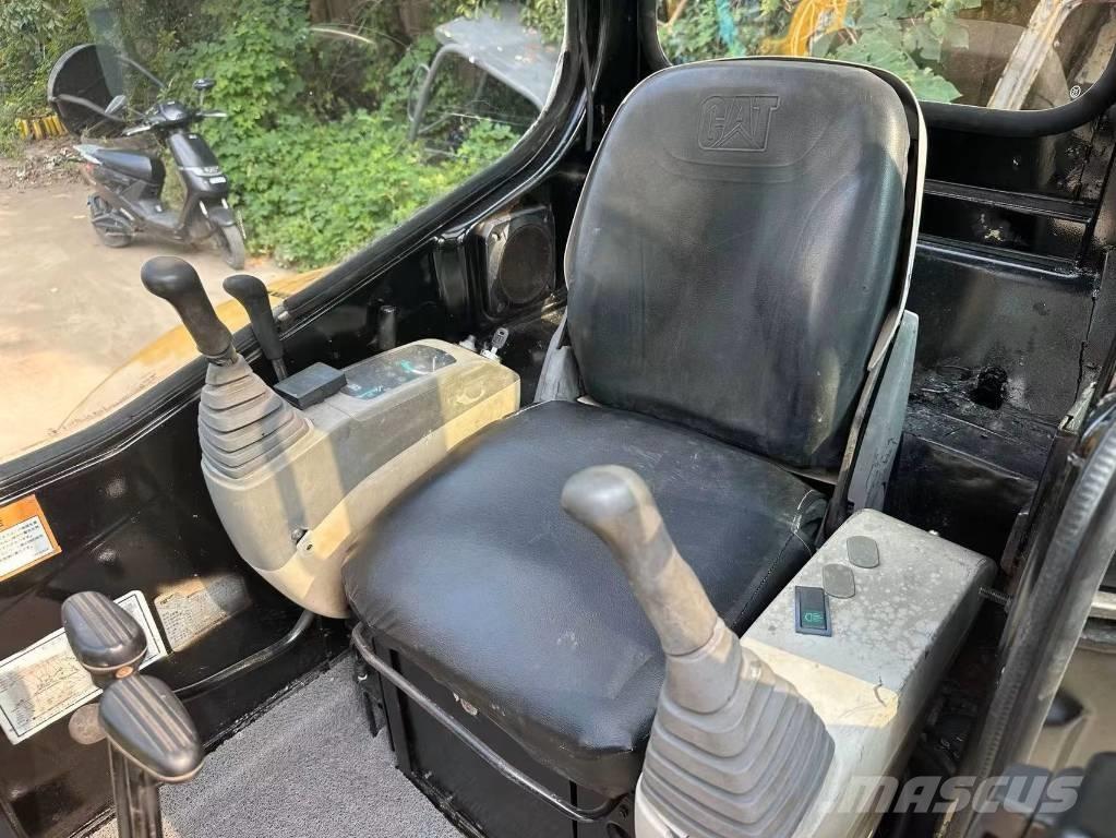 CAT 303 CR Mini excavatoare < 7t