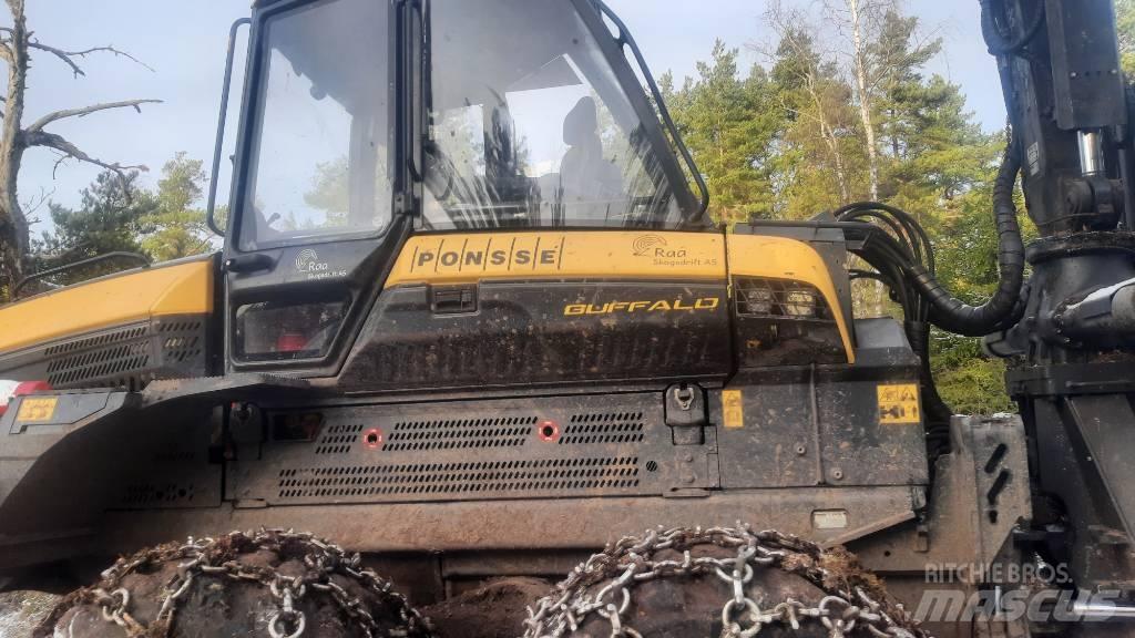Ponsse BUFFALO AF 8W Transportoare