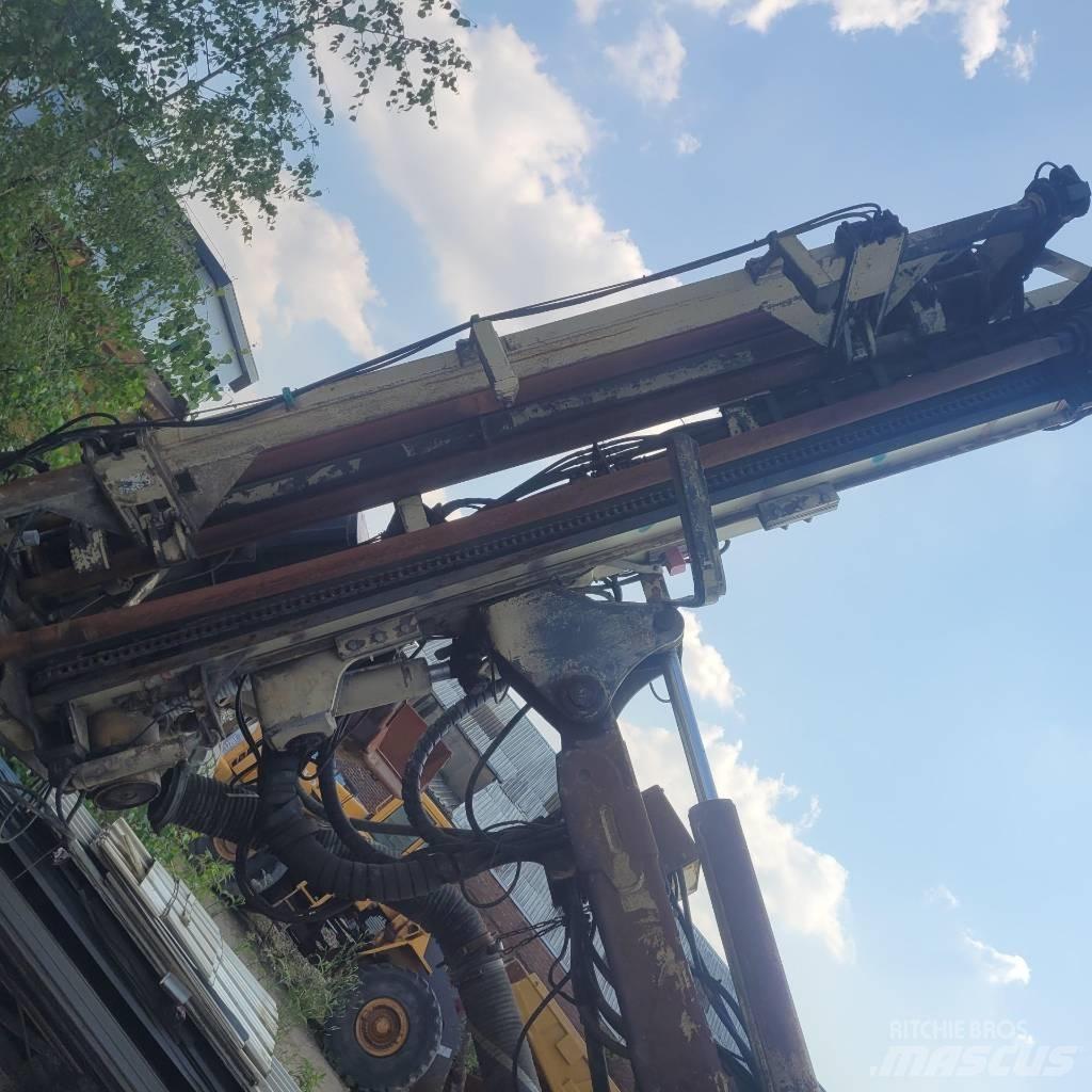 Atlas Copco CM 780 D Echipamente de forare la suprafata