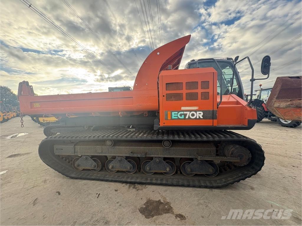 Hitachi EG 70 R Autobasculante cu senile