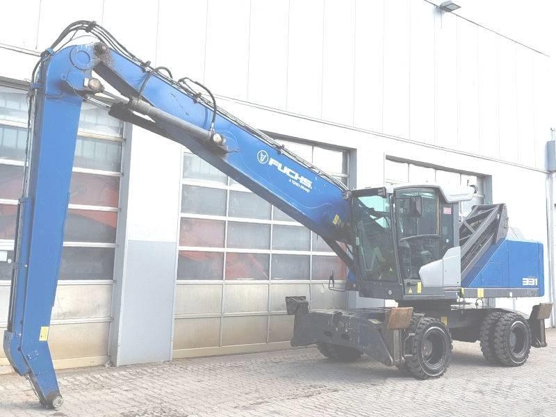 Fuchs MHL 331 F Paleta de manipulare