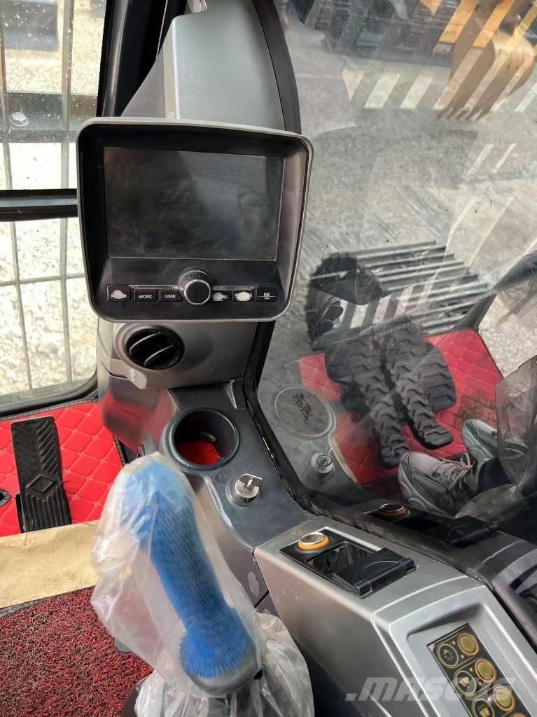 Hyundai R305LC-9T Excavatoare pe șenile
