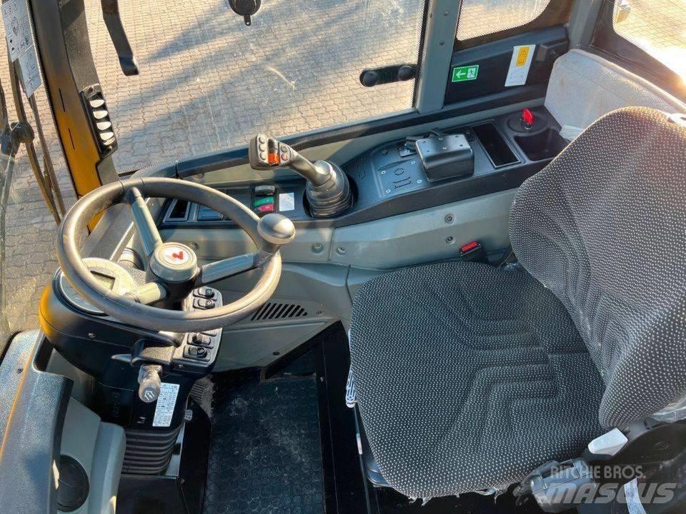 Wacker Neuson WL44 Incarcator pe pneuri