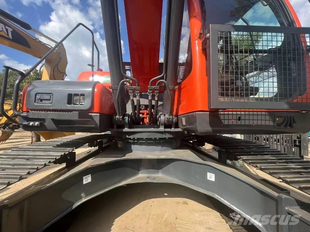 Doosan DX225LC-9C Excavatoare pe șenile
