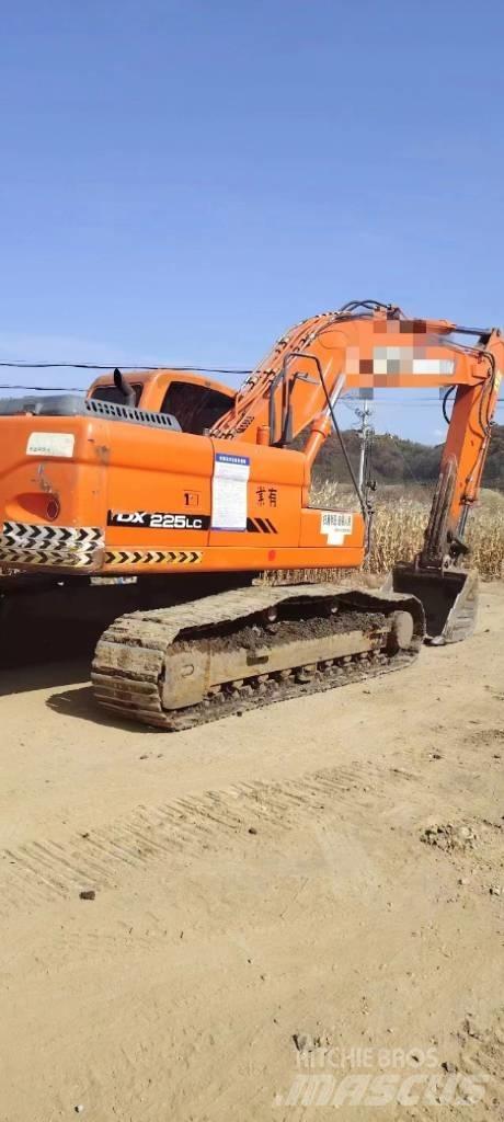Doosan DX 225LC Excavatoare pe șenile
