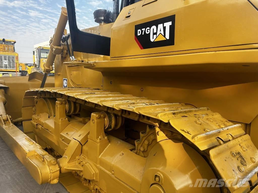 CAT D7G Buldozere pe senile