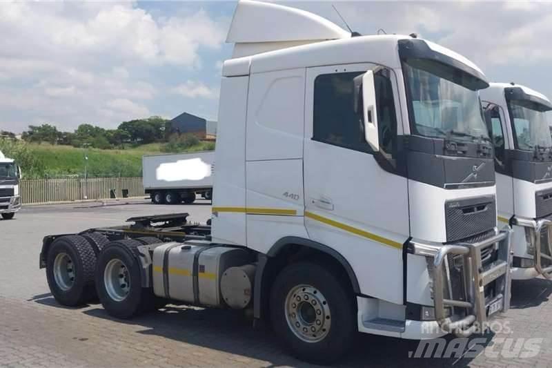 Volvo FH440 Altele