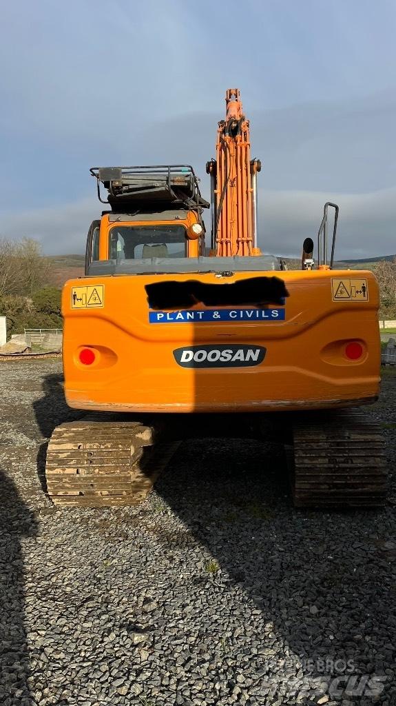 Doosan Dx140 Excavatoare cu roti