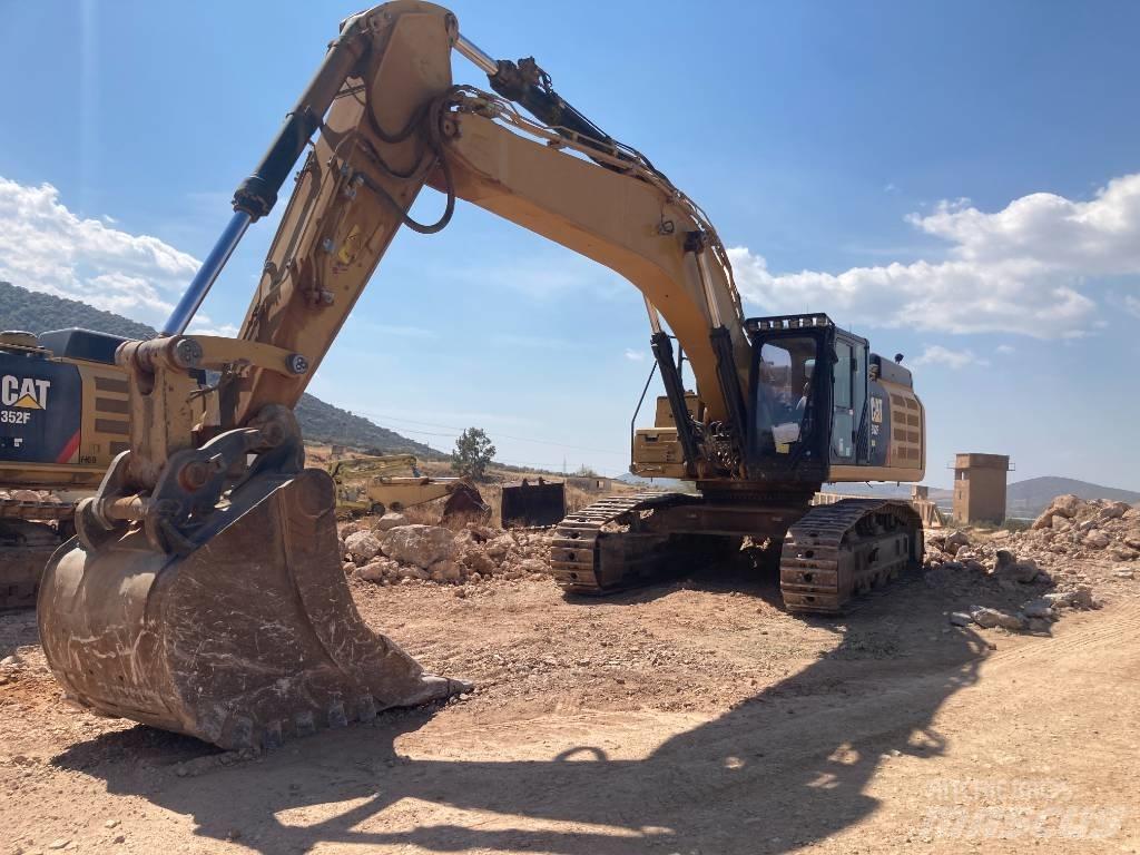 CAT 352 F Excavatoare pe șenile
