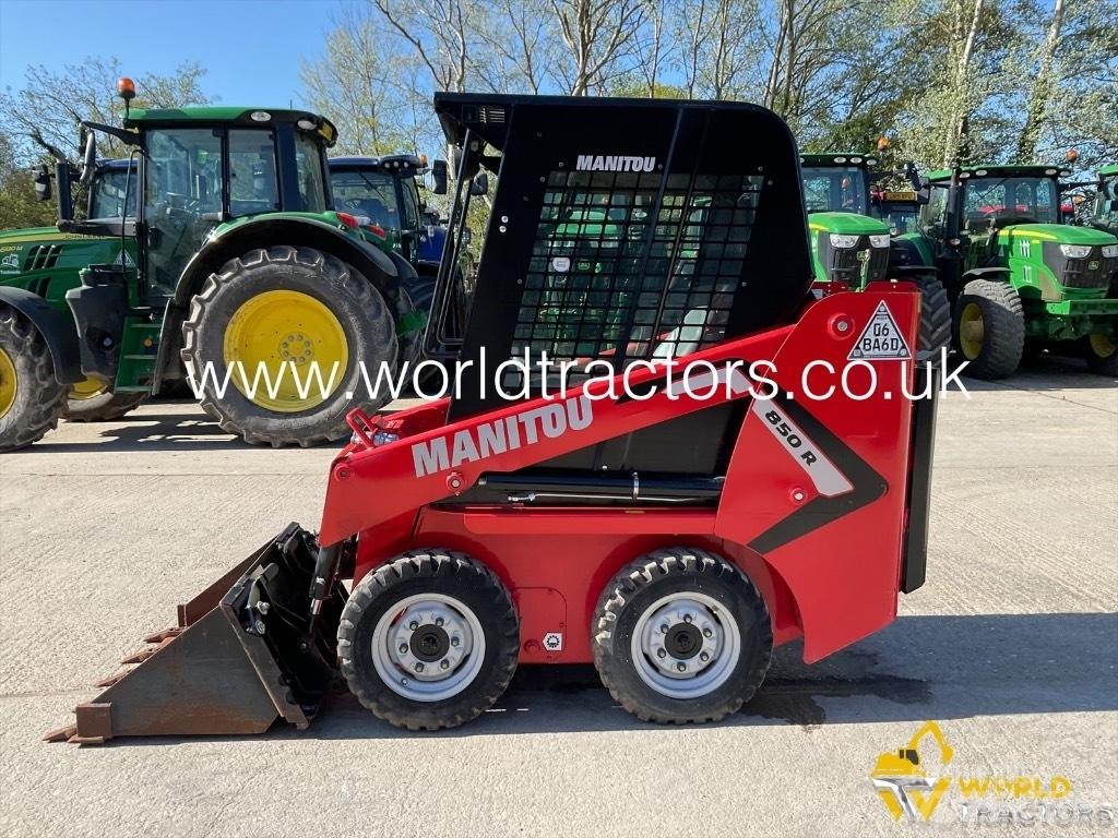 Manitou 850 R Mini incarcator
