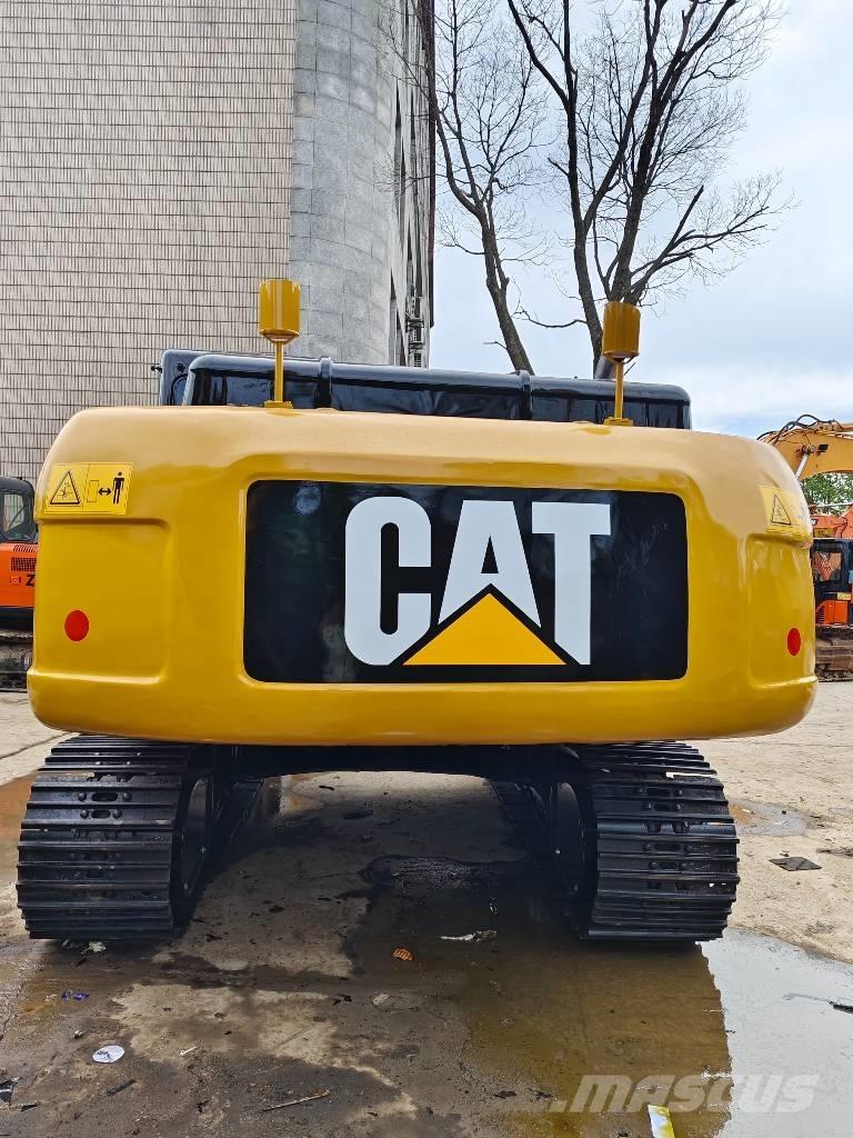 CAT 330D2L Excavatoare pe șenile

