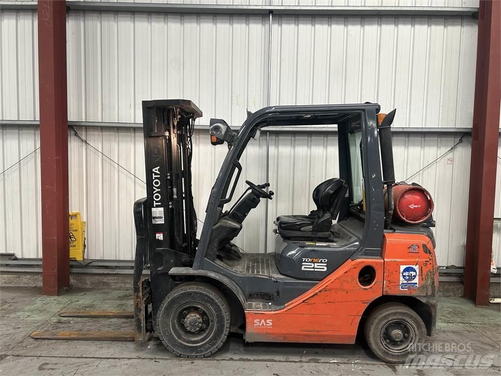 Toyota 02-8FGF25 Stivuitor GPL