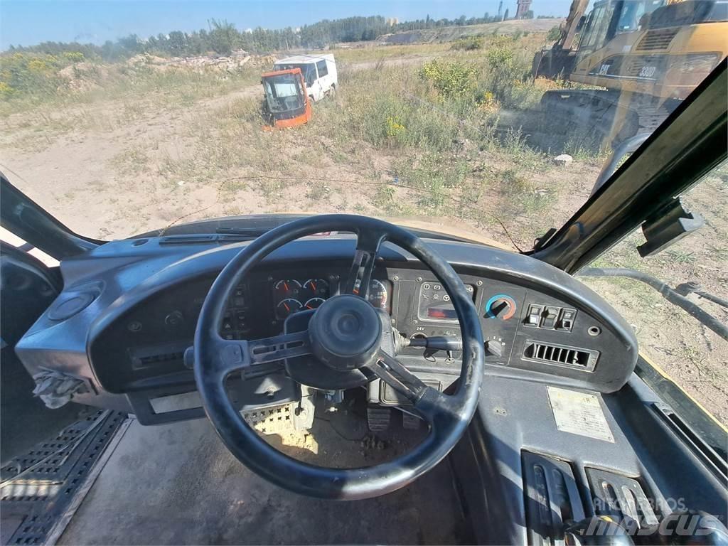 CAT 730 Camion cabina sasiu