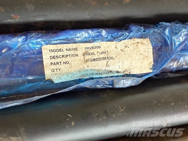 Miller MGB 200 Ciocane / Concasoare