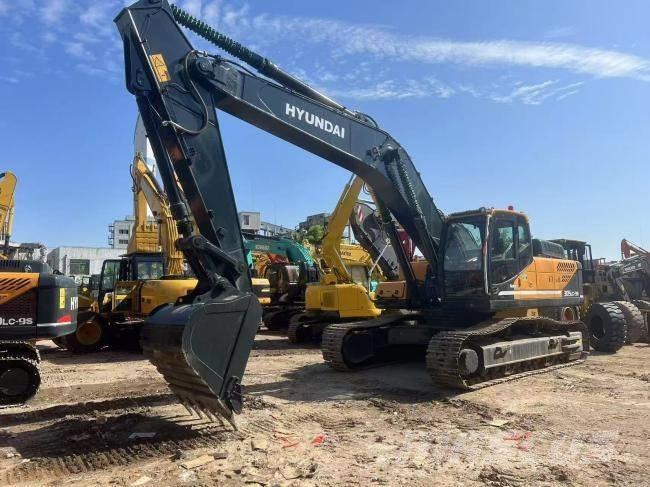 Hyundai 305 Excavatoare pe șenile
