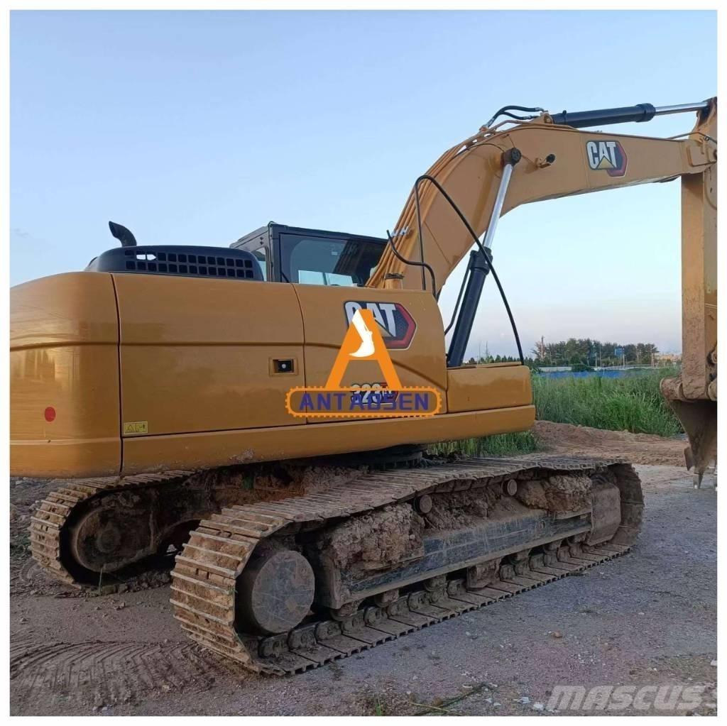 CAT 323GX Excavator amfibiu
