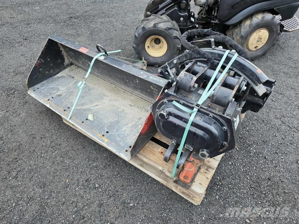 Ditch Witch R300 Excavatoare de santuri