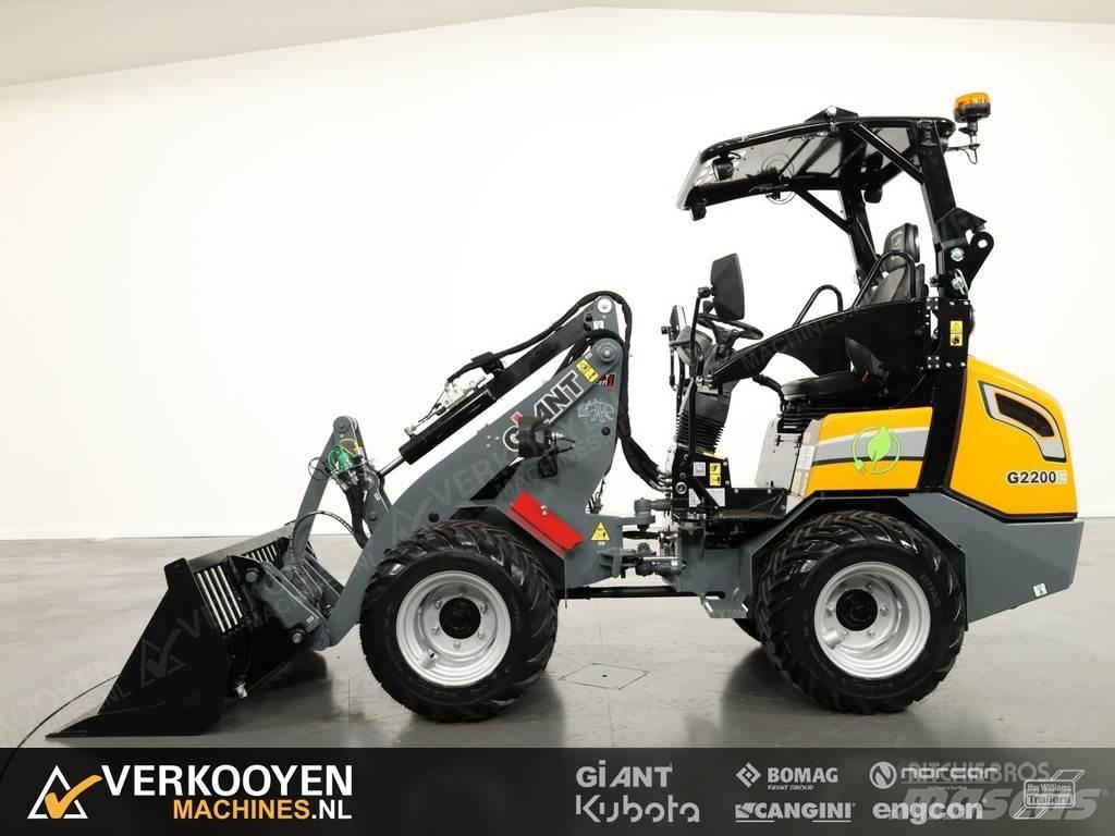 GiANT G2200E Incarcator pe pneuri