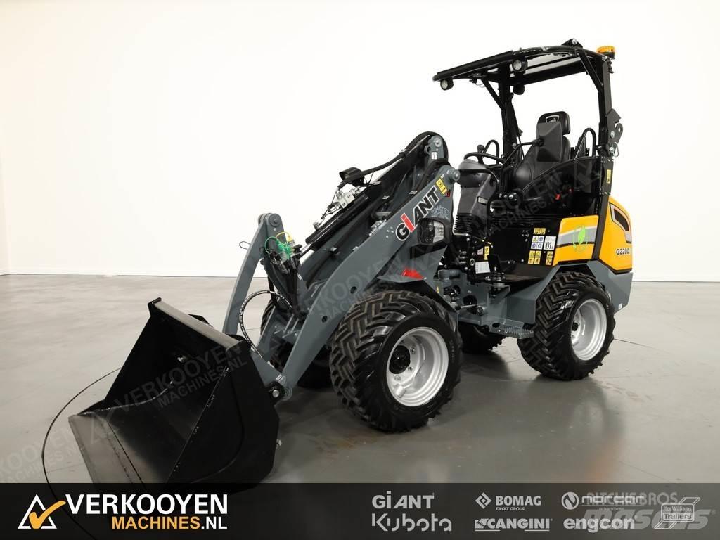 GiANT G2200E Incarcator pe pneuri