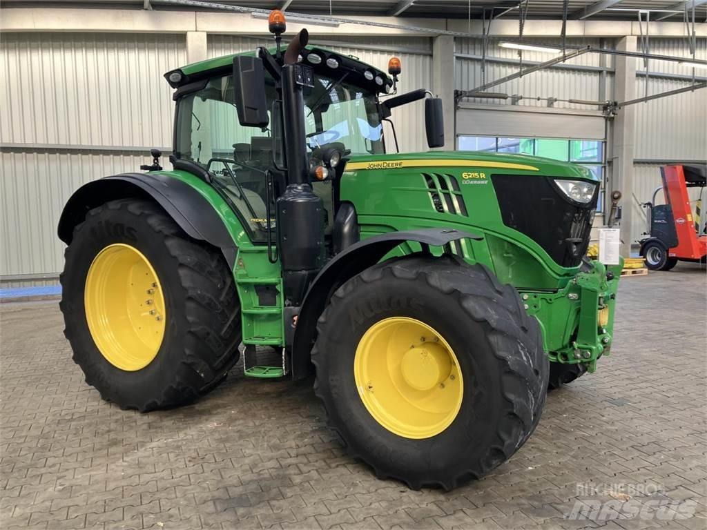 John Deere 6215R Tractoare