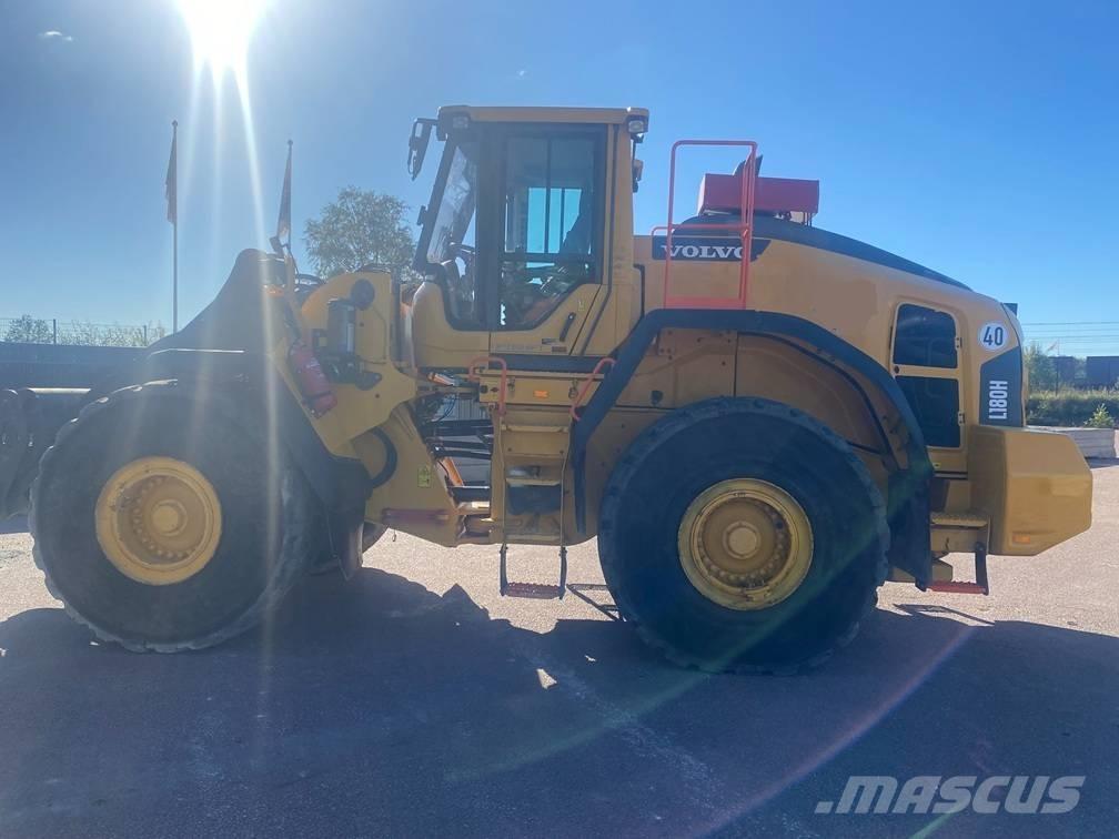 Volvo L 180 H Incarcator pe pneuri