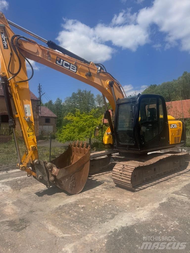 JCB JS 131 LC Excavatoare pe șenile

