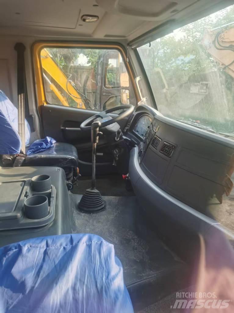 XCMG XCT 25 Macara pentru orice teren
