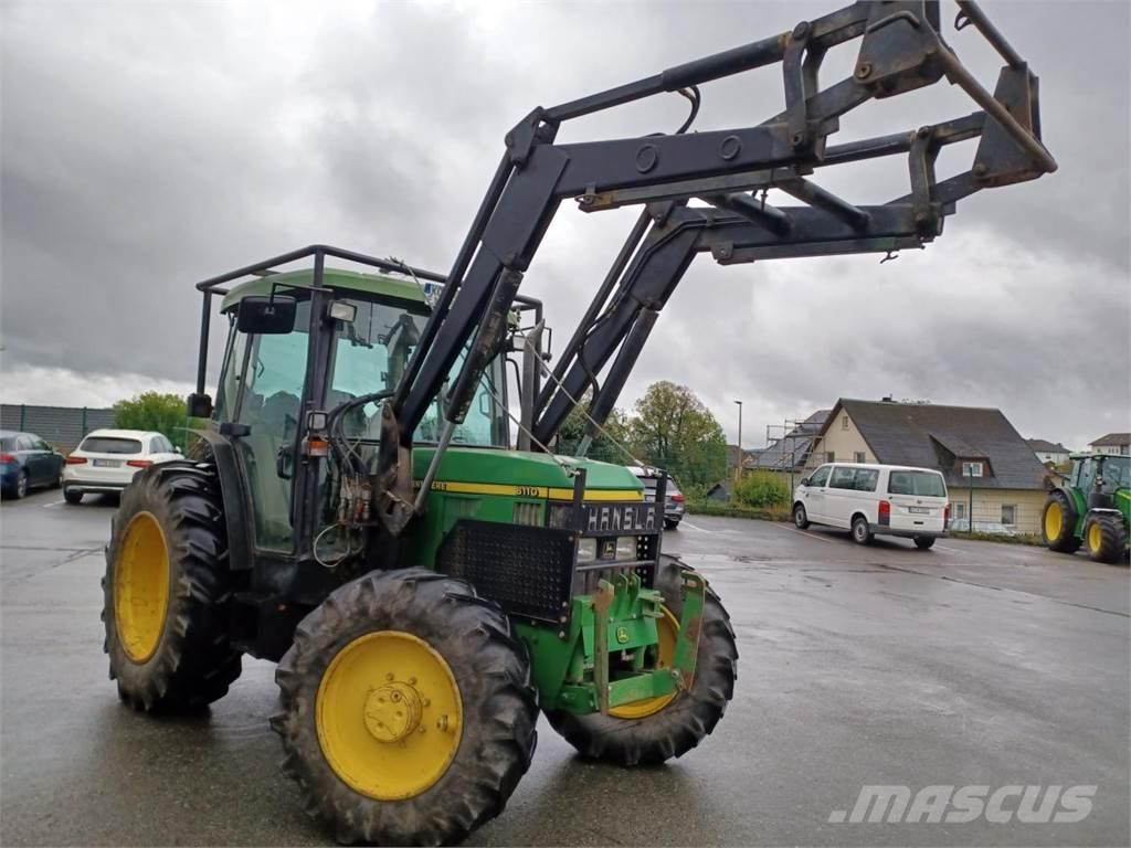 John Deere 6110SE Tractoare