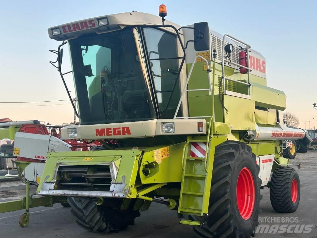 CLAAS Mega 202 Combine de secerat