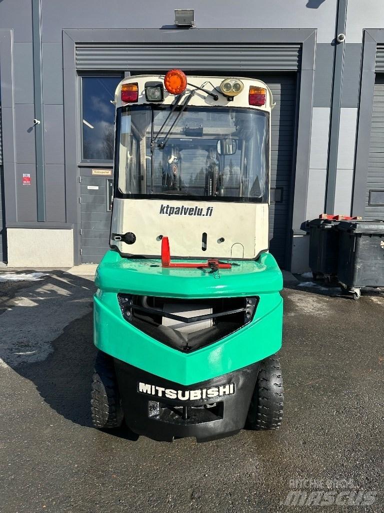 Mitsubishi FD25N Stivuitor diesel