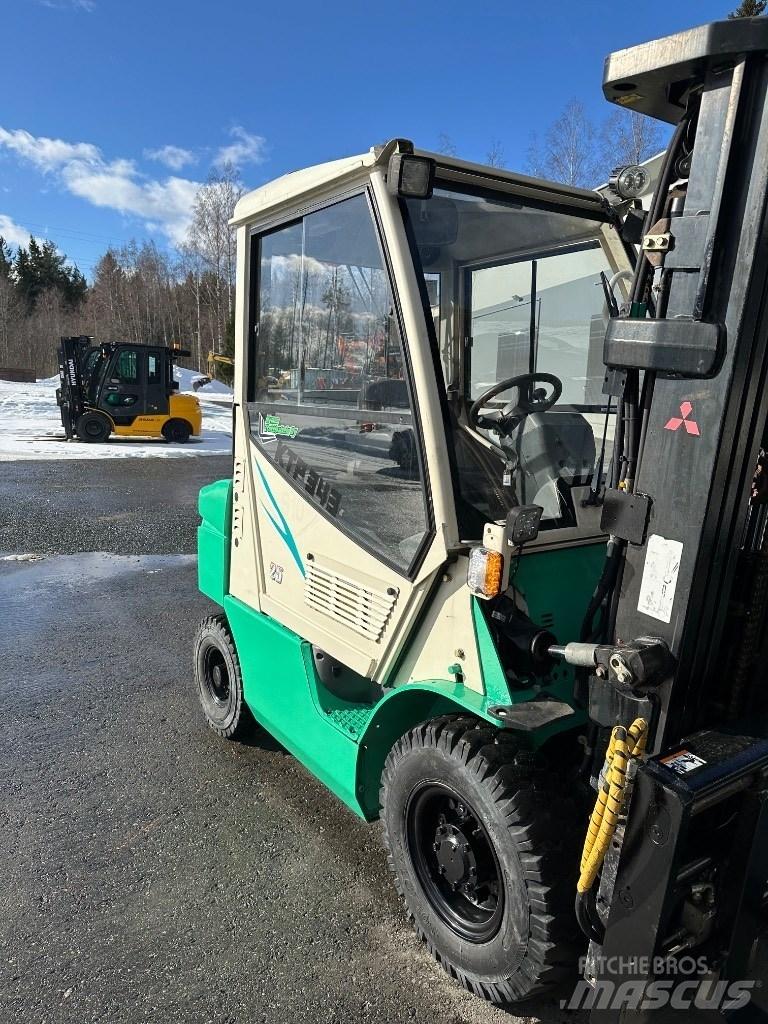 Mitsubishi FD25N Stivuitor diesel