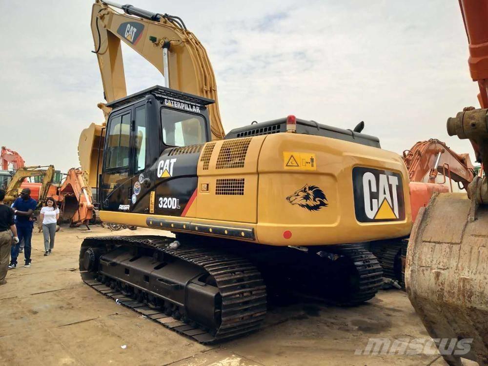 CAT 320D Excavatoare pe șenile
