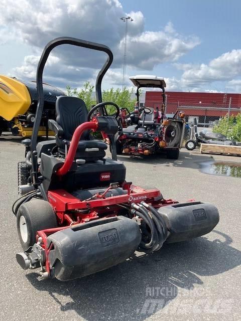 Toro 3250D Greens mowers