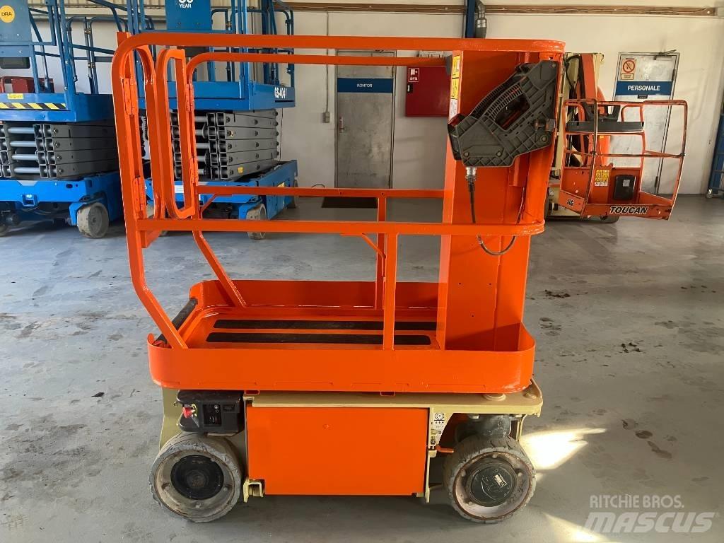 JLG 1230 ES Ascensoare verticale catarg