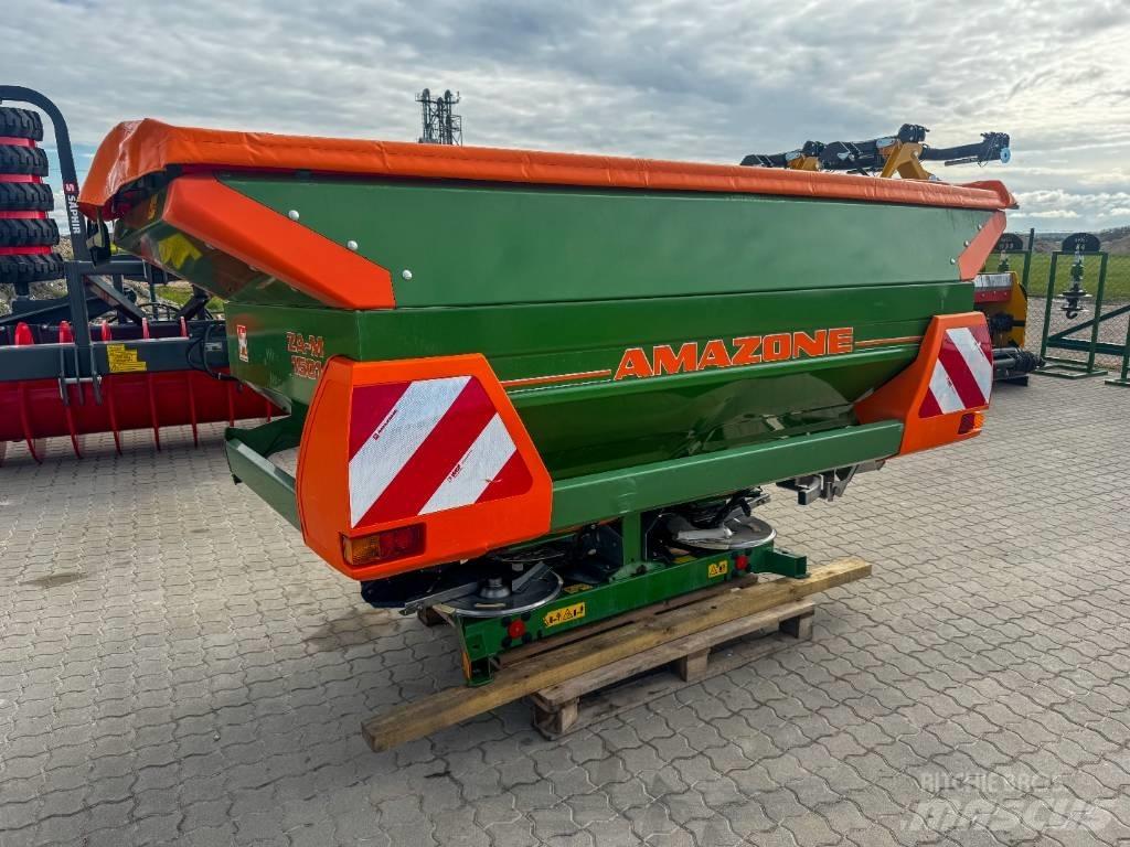 Amazone ZA-M 1501 Împrastierea mineralelor