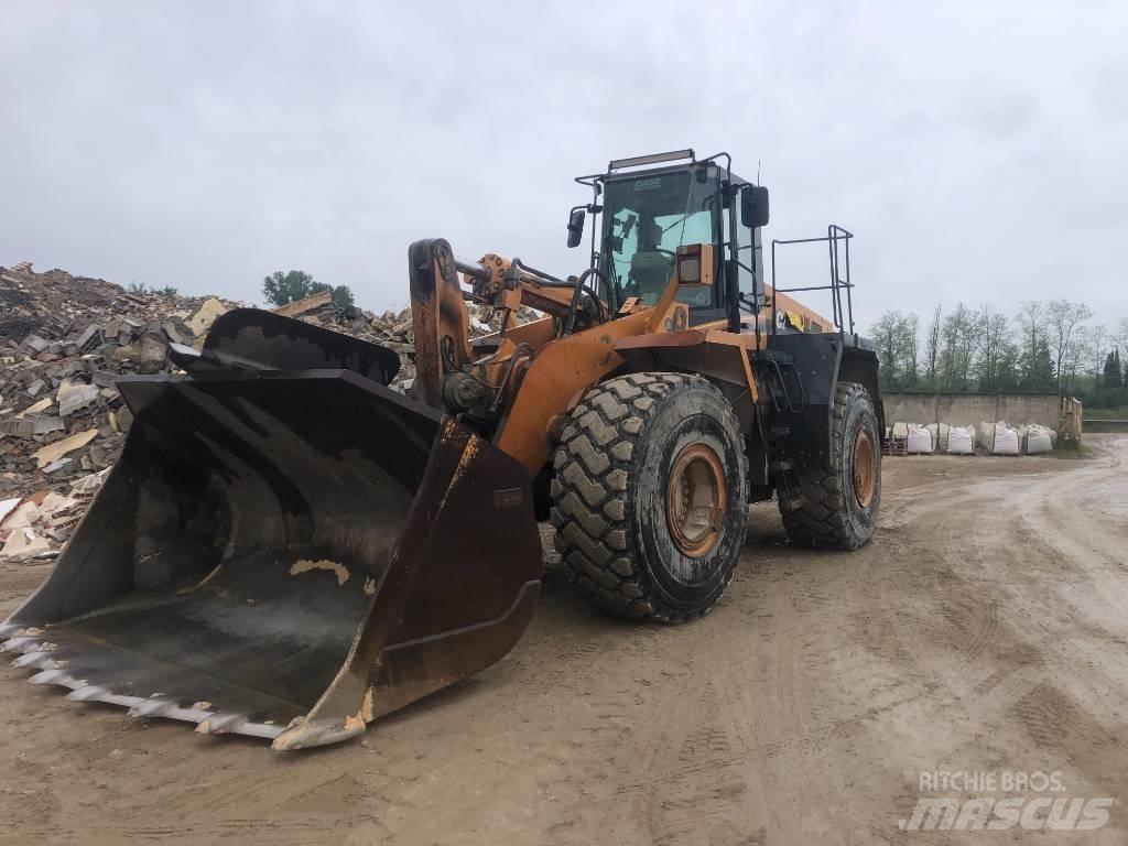 Case 921C/2 Incarcator pe pneuri