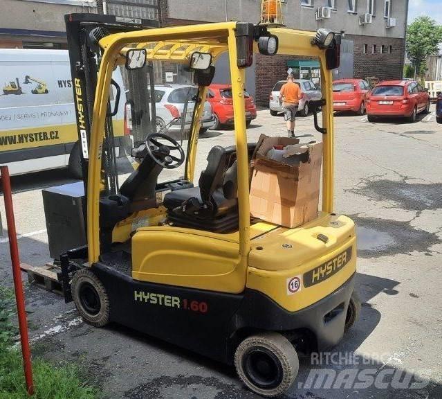 Hyster J1.6XN Stivuitor electric