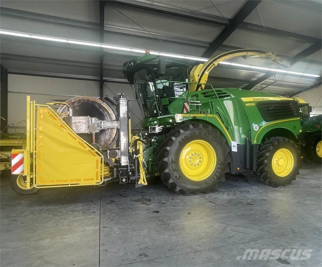 John Deere 9500 i Forajere cu autopropulsare