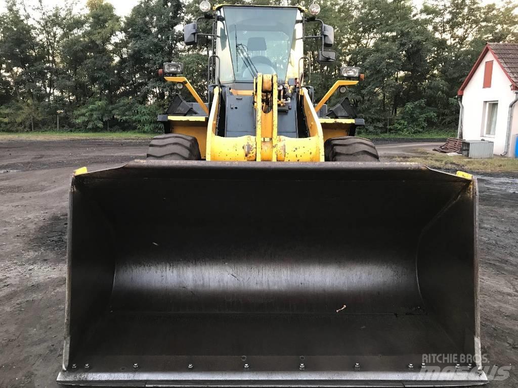 Komatsu WA320-5H Incarcator pe pneuri
