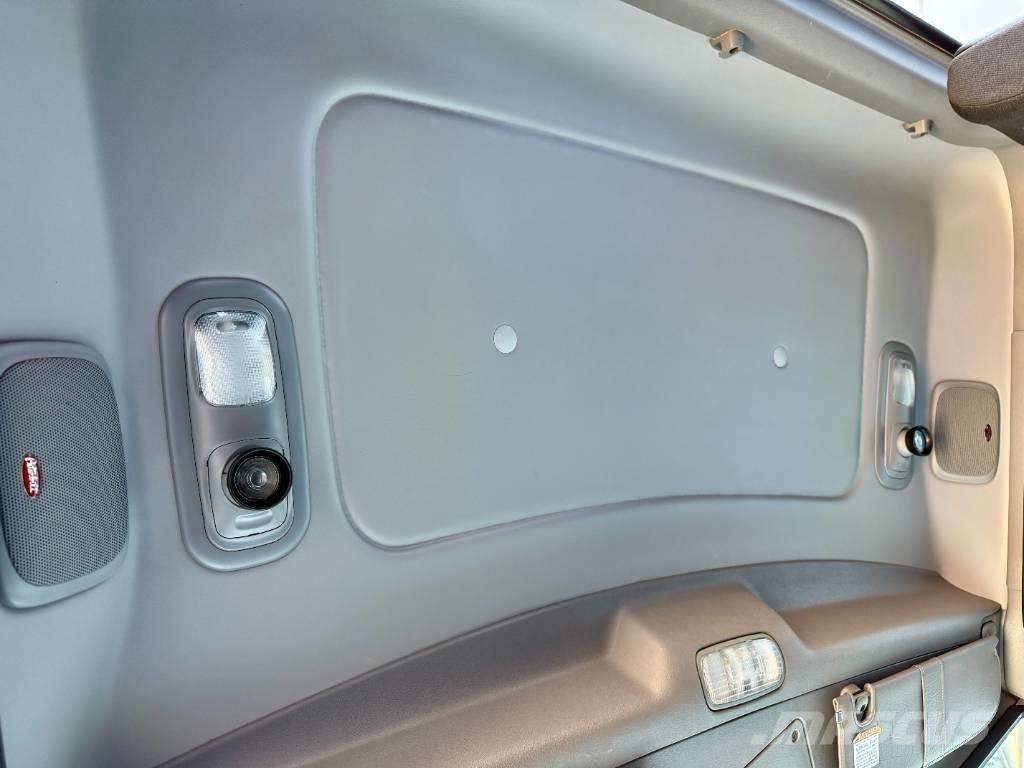 Peterbilt 389 PRIDE Autotractoare