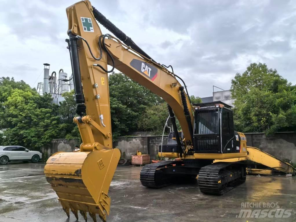 CAT 320D2 Excavatoare 7t - 12t