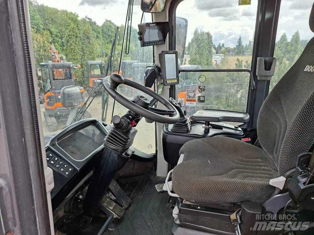 Doosan DL 420-5 Incarcator pe pneuri