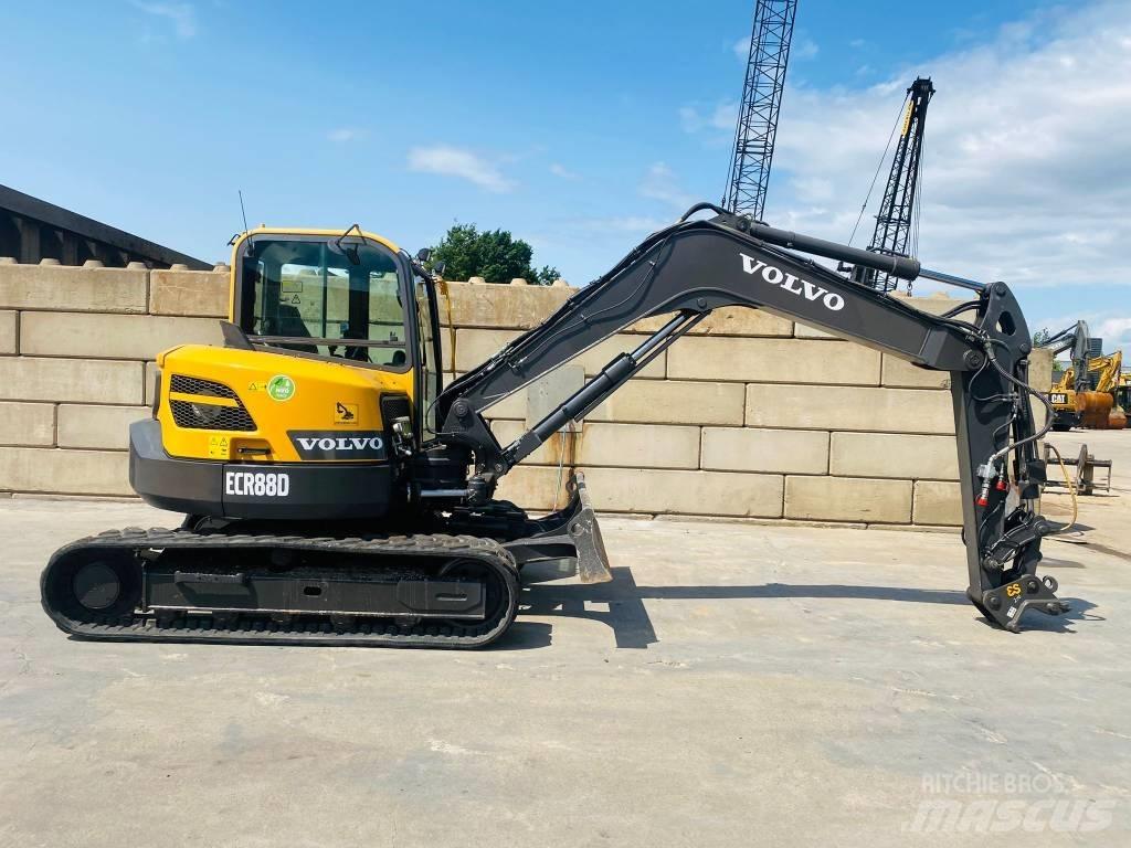 Volvo ECR 88 D Excavatoare 7t - 12t