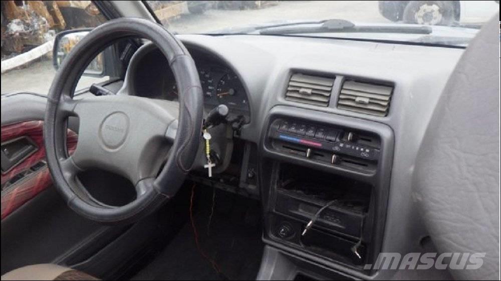 Suzuki Vitara 1 Masini