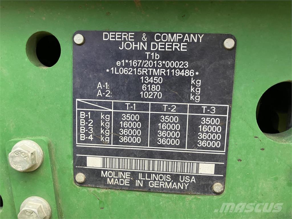 John Deere 6215R Tractoare